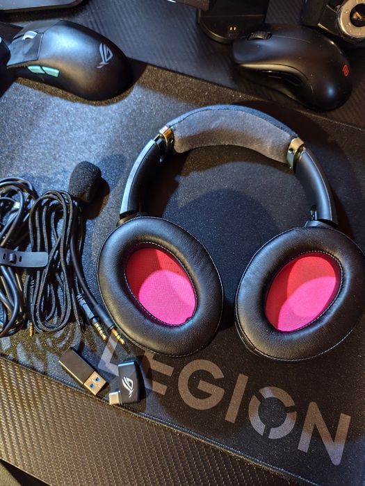 Vând Căști Asus Rog Strix Go 2.4 Wireless