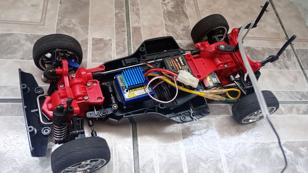 Automodel roller Tamiya TA02 Alfa Romeo 1/10 rc