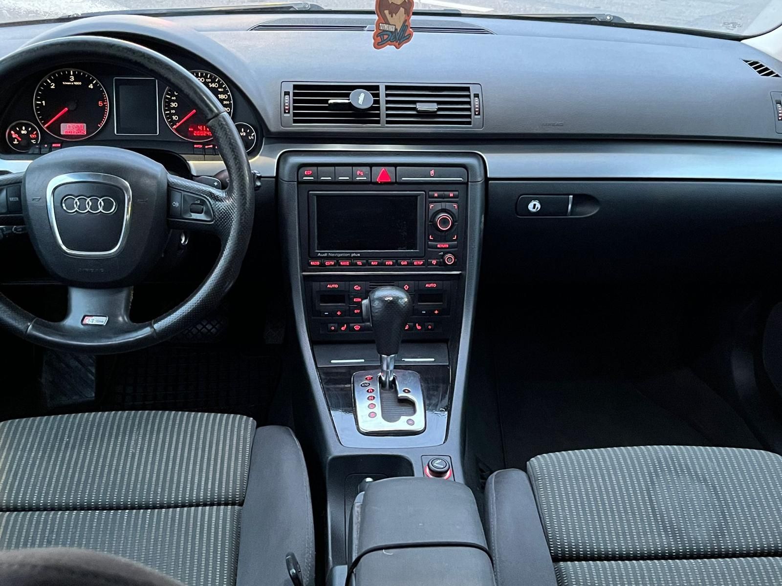 Audi A4 B7 break S-line 2.0 TDI 140cp