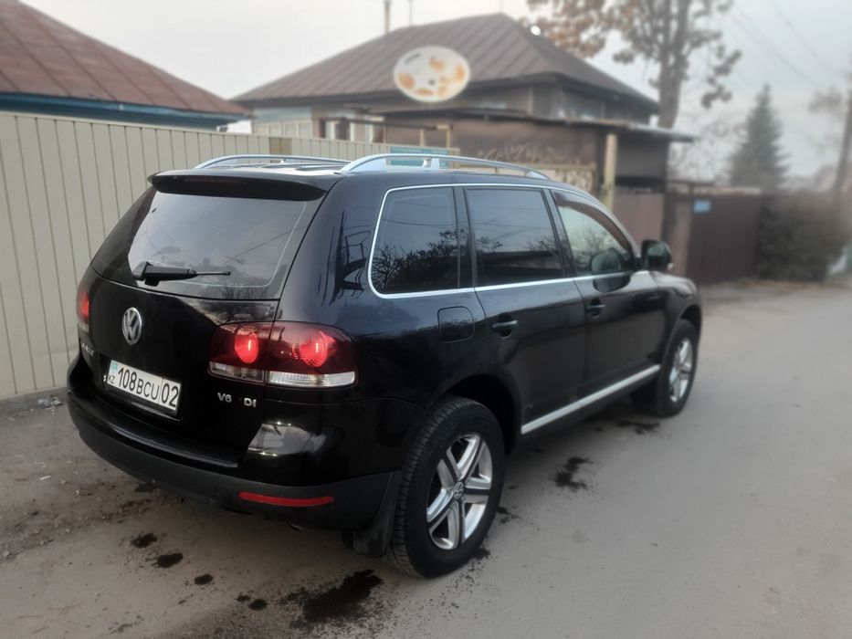 Volkswagen Touareg  2007 года дизель 3.0 в хорошем состоянии.