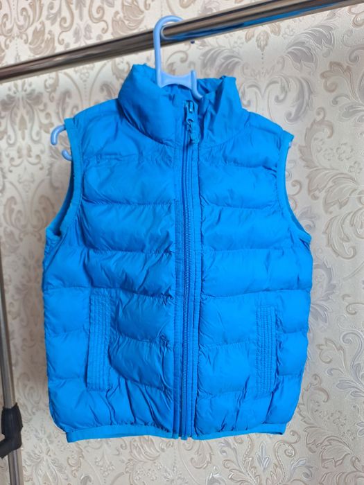 Безрукавка для мальчика на 1-2 годика