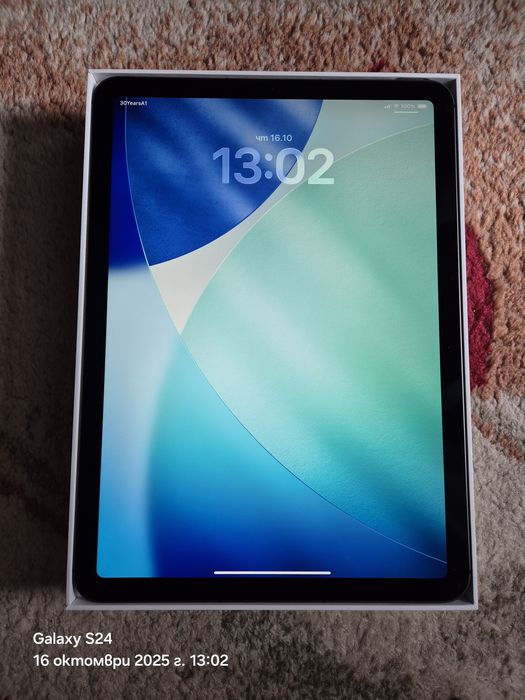 iPad Air (4th generation) модел A2072  (Wi-Fi + LTE)