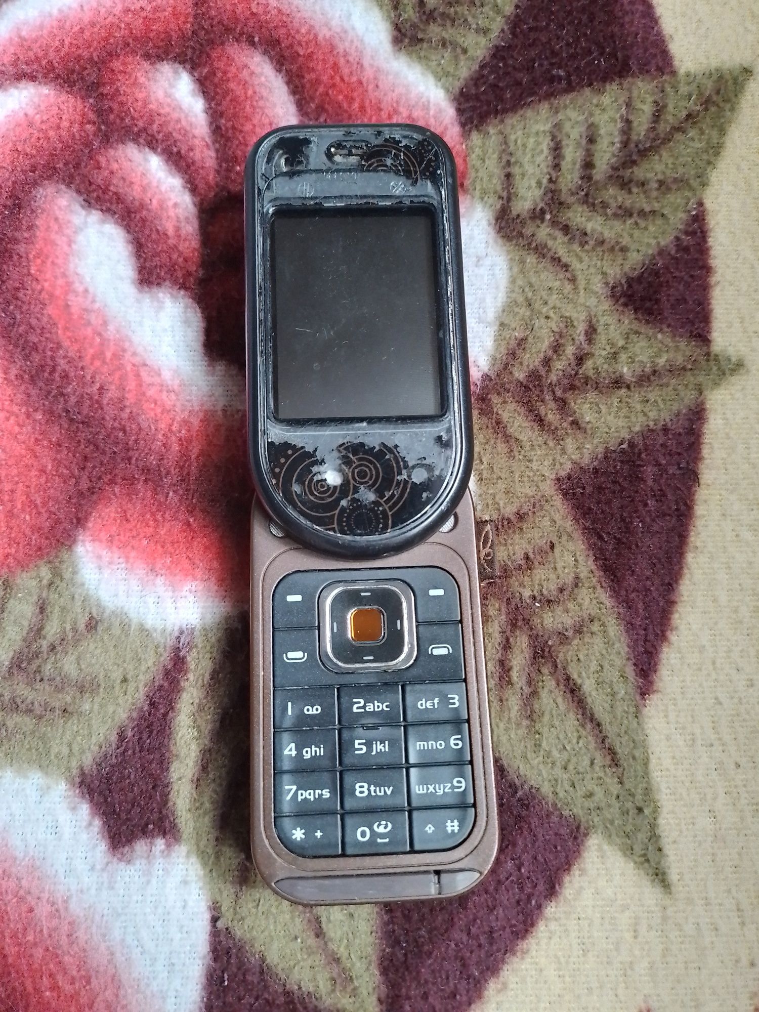 Nokia 7373 glamour