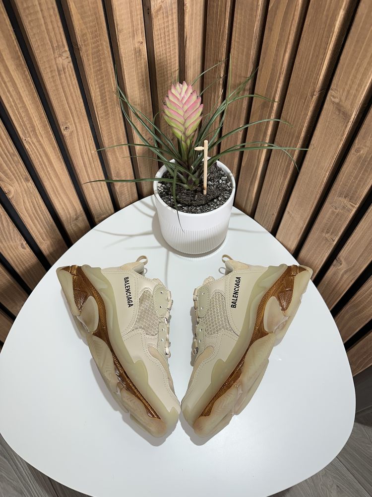 Balenciaga Triple S beige (size 38)