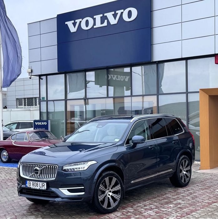 Volvo XC 90 Volvo XC90 B6 (Petrol) AT8 AWD Plus Bright 7 Locuri
