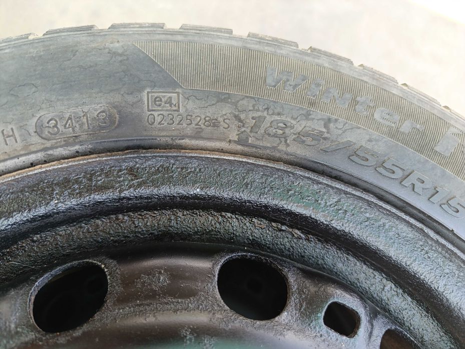 Джанти с гуми 15 цола 5х100 ЕТ43 за Ауди, VW. Шкода, Сеат - 6Q0610027M