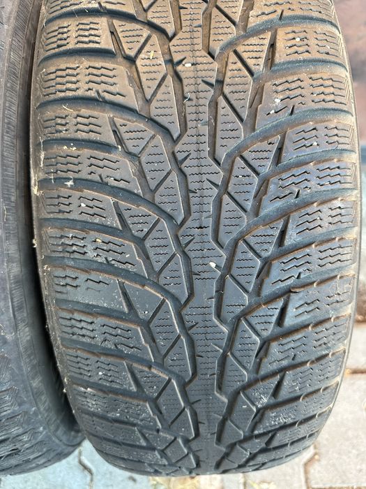 Cauciucuri iarna 215 60 16 Nokian 6mm la 100 ron buc