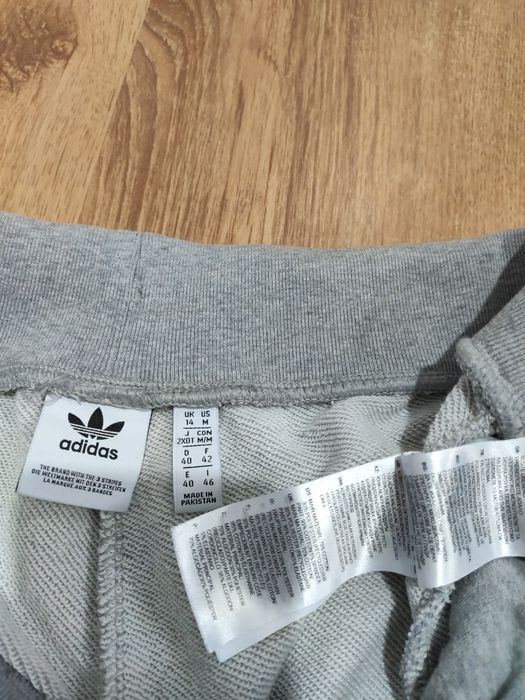 Pantaloni dama Adidas Originals mărimea M