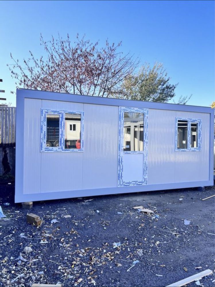 Vand containere birou cu lambriu si vitrina grup sanitar