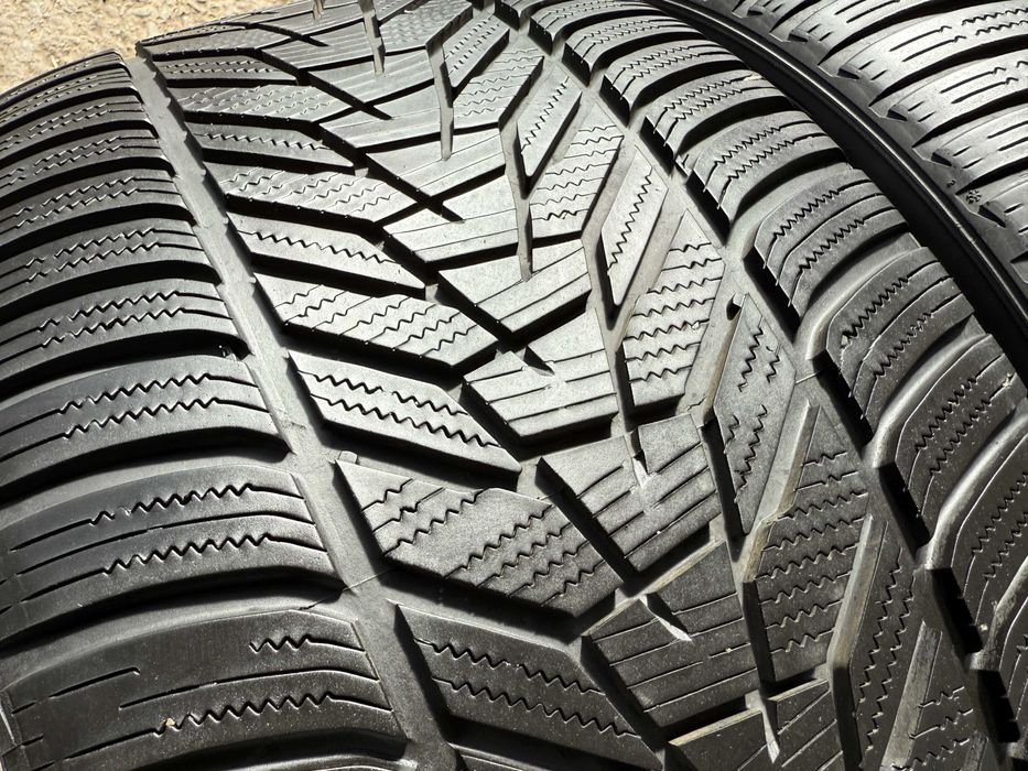 2x Anvelope Iarna 295/35 R21 - Hankook  Winter I"Cept Evo 3 X