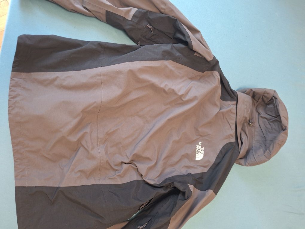 Яке the north face