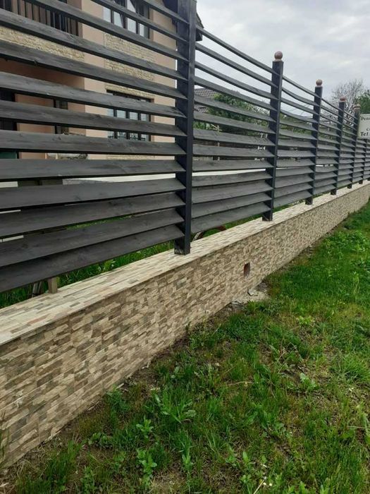 Garduri si porti din panou stil jaluzele, sipca metalica, plasa si BCA