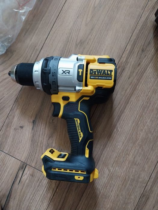 Bormasina dewalt cutie baterie