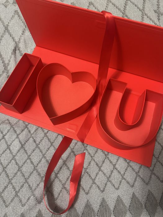 Коробка для клубники или цветов I love u