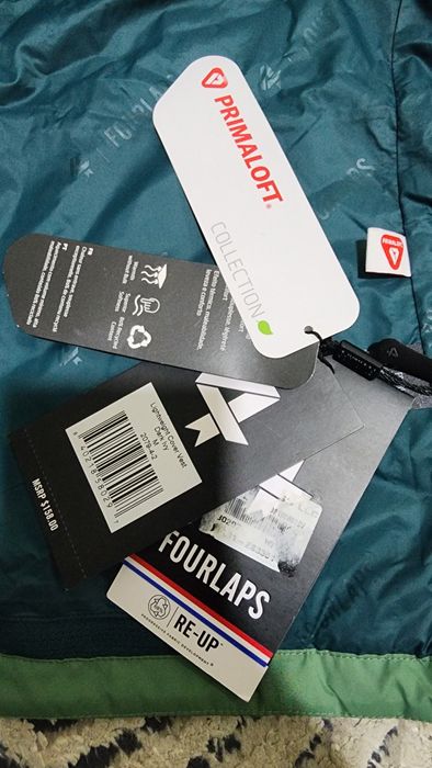 Жакет от бренда FOURLAPS, фирменная товар!