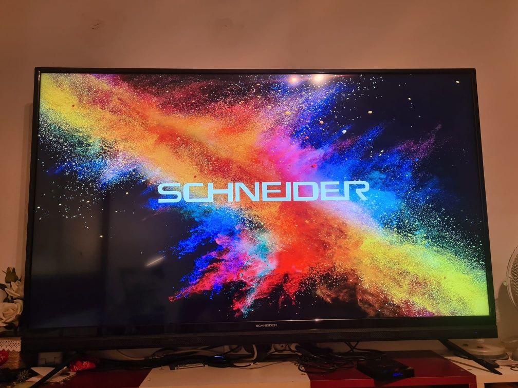 Tv Smart SCHNEIDER 55SU702