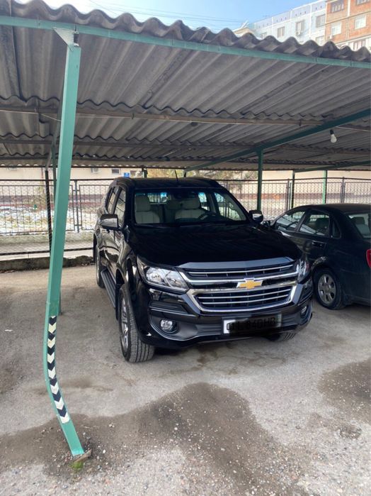 Trailblazer ltz 7300km ideal yep yengi mowin rangi qora