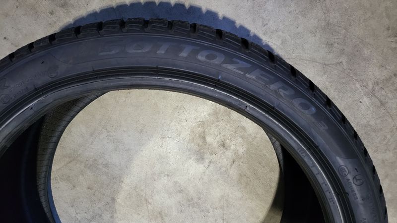 245/35/19 PIRELLI 4бр