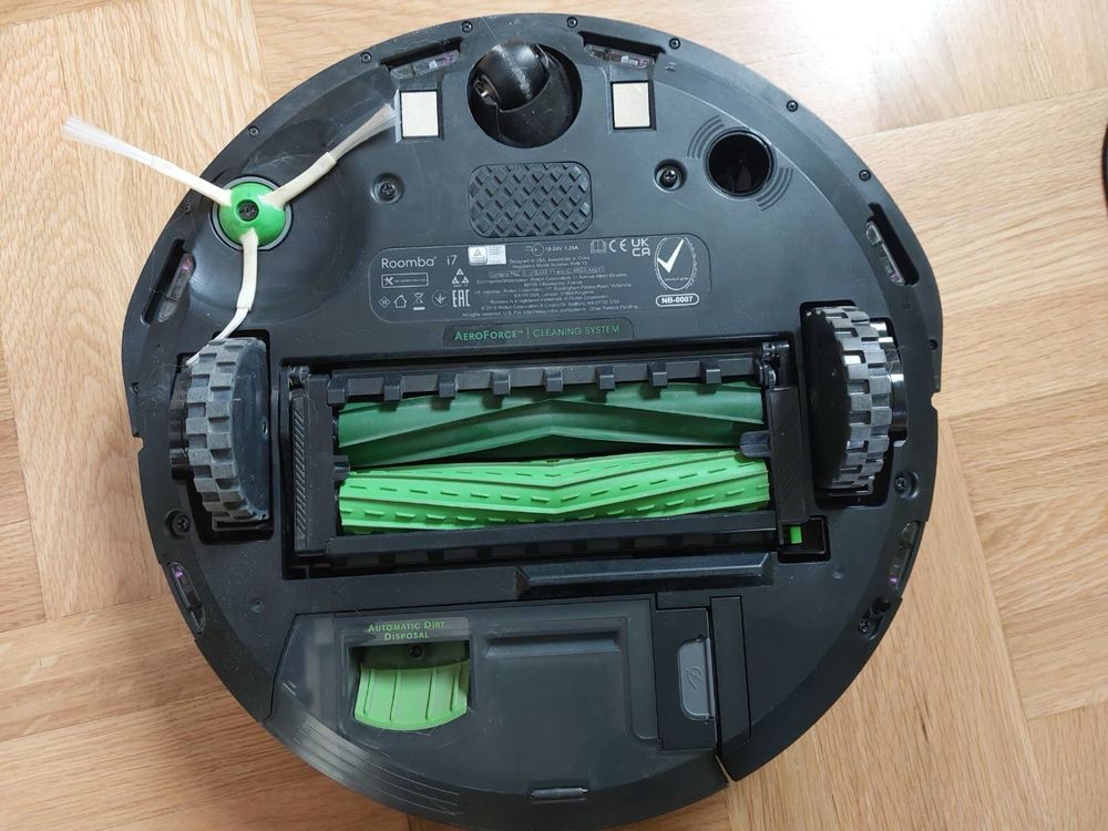 Прахосмукачка робот - IRobot Roomba i7
