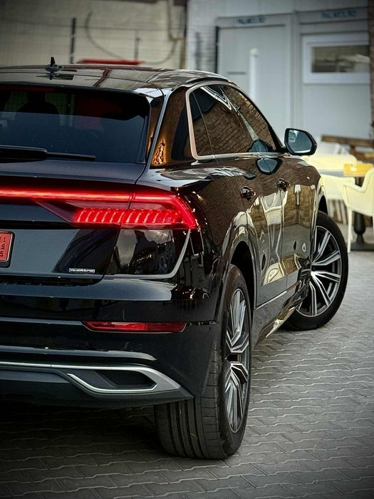 Audi Q8 55 TFSI S-Line 2022
