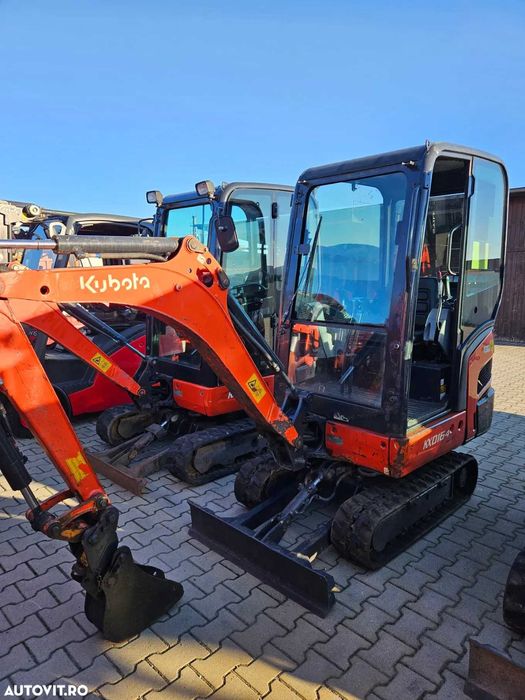 Inchiriez miniexcavator