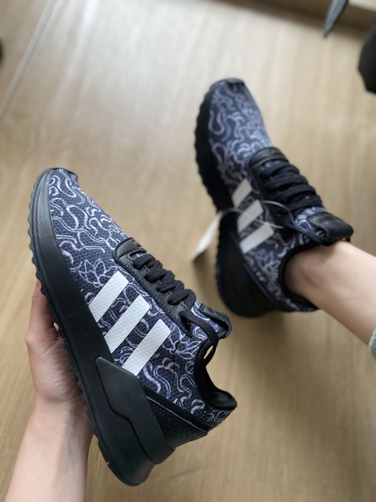 Adidas U path mărime 38 1/3