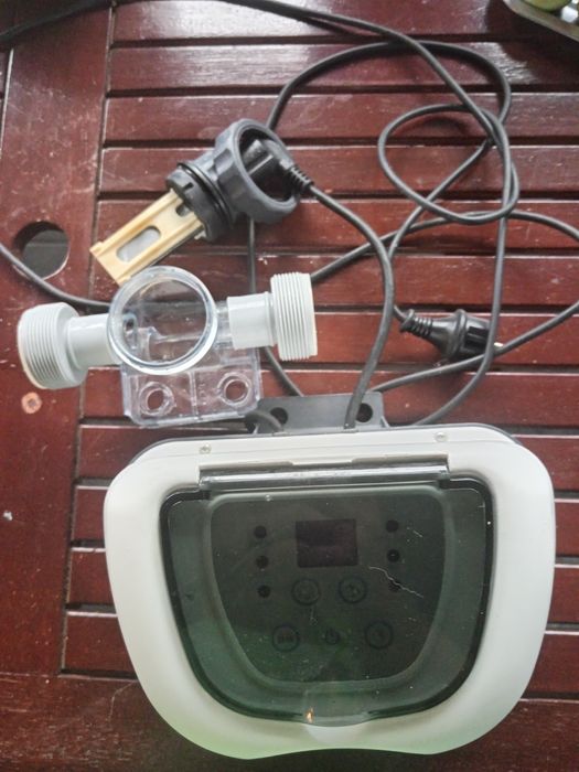 De vânzare: Salinizator Intex QS400 pentru piscină