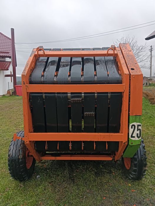 Presa de balotat rotunda