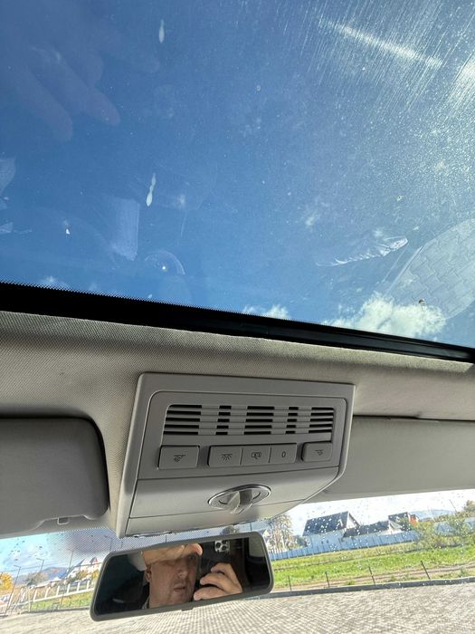 Volkswagen Transporter 5 2.0 TDI 140 CP 2010