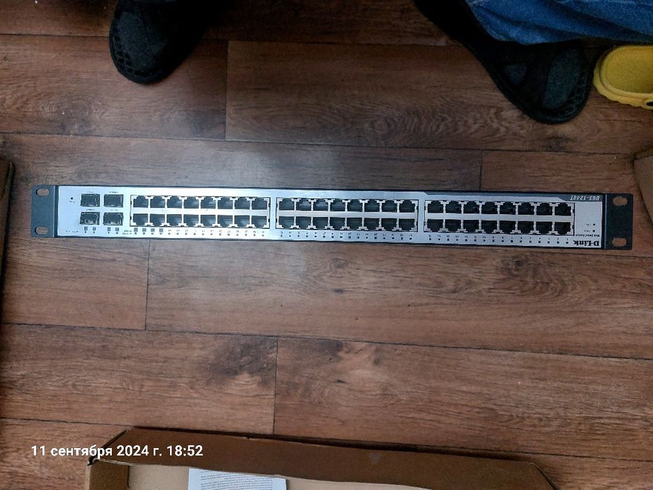 Продам камутатор  DGS-1248T DIink.