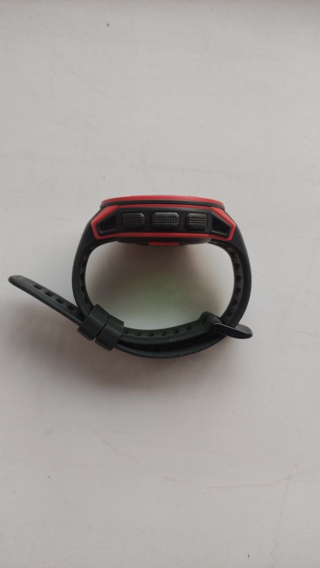 Garmin instinct Flame red