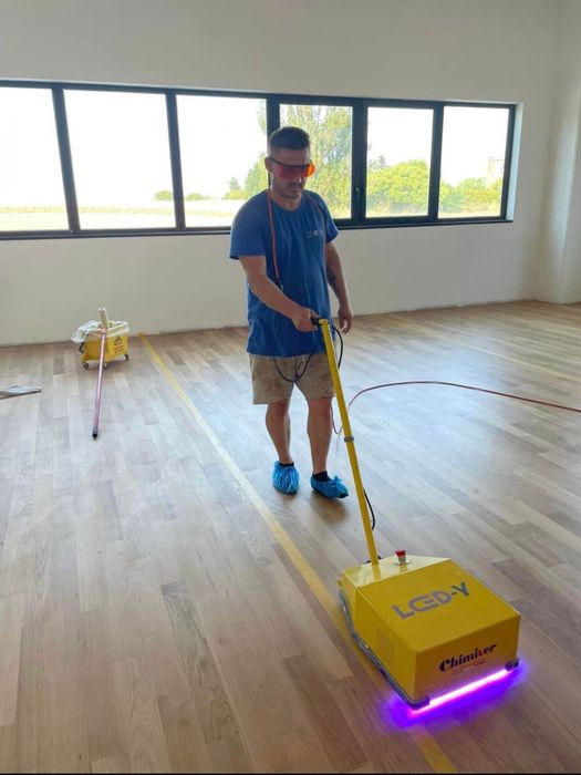 Montaj parchet , rașchetat,lăcuit și plinte-calitate garantată!