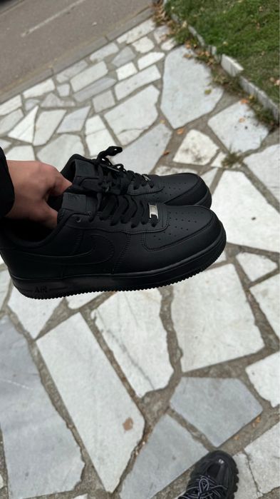 Nike Air Force 1 Triple Black
