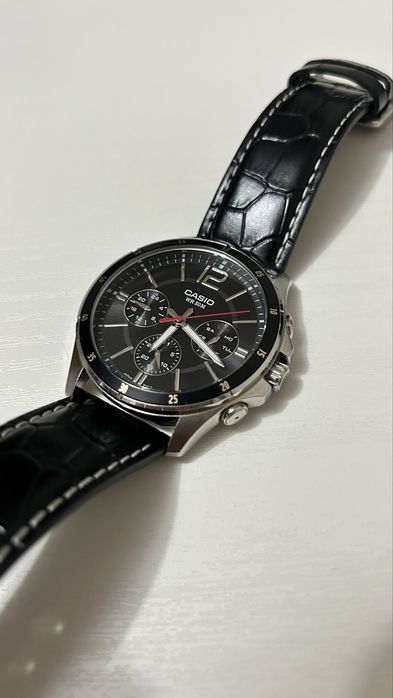 Наручные часы CASIO