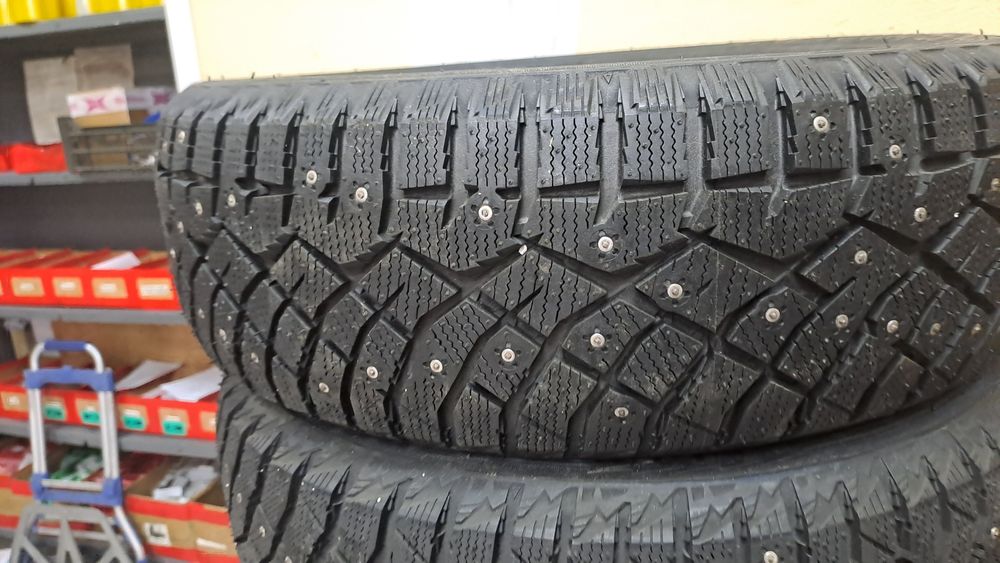 Новый шины продам