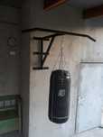 Suport pentru sac de box perete cu bara de tractiune