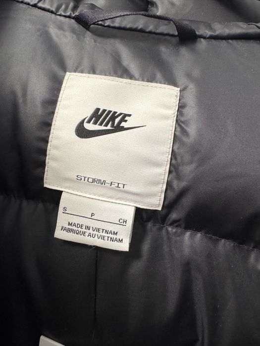 Geaca nike air max marimea S