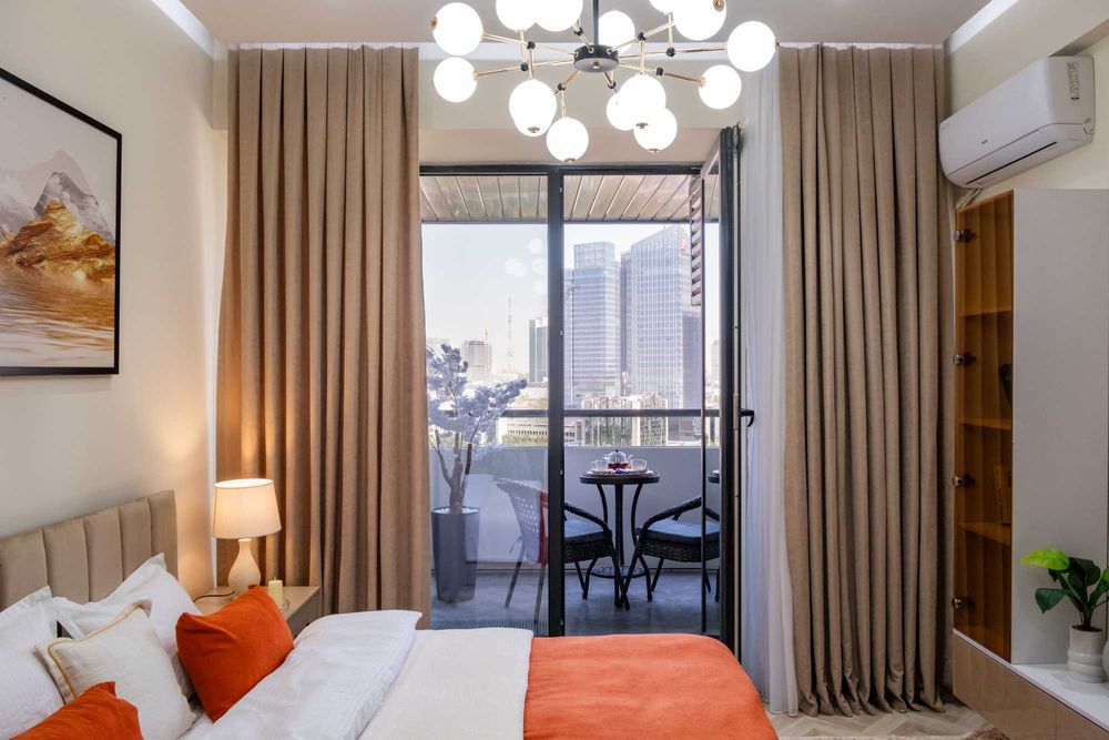 Современная студия в NRG U-Tower с видом на город