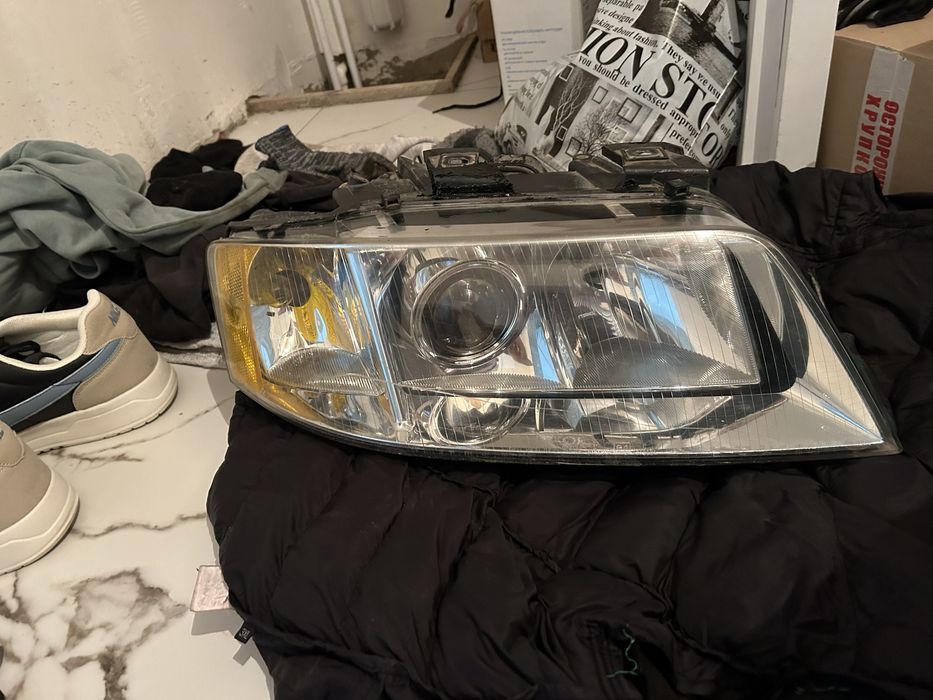 Фара правая на ауди а6 с5 (капля)