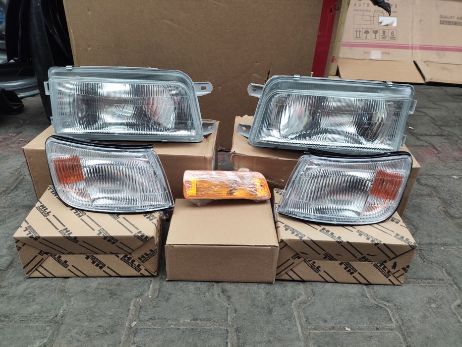 Митсубиси спец вагон фары