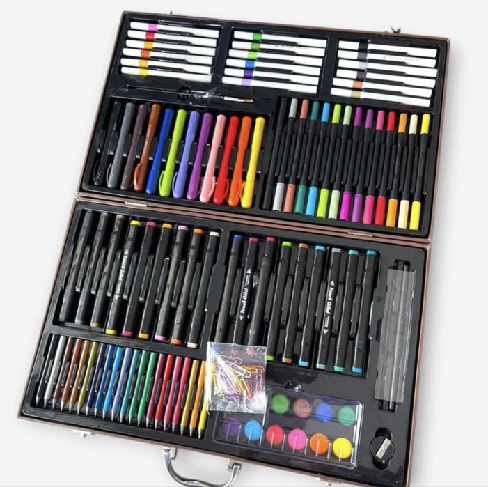 Голямо куфарче на Капибара от 120 части за рисуване