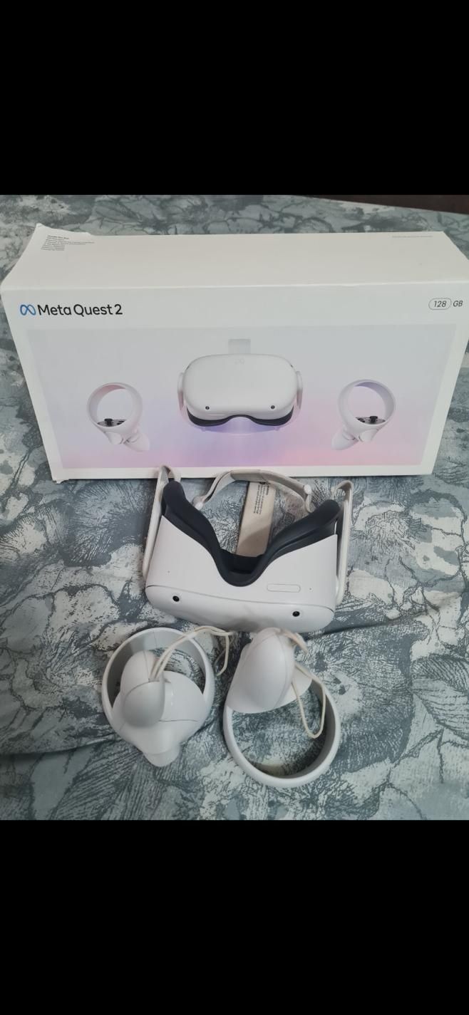 Meta quest VR 2 cu accesorii