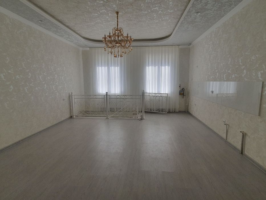 1-qavatda 1 xonalik dubleks kvartira sotiladi 82m²