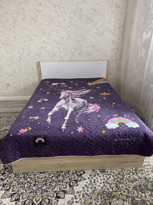 Срочно продам кровать 160*200