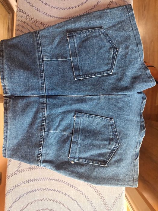 Къси дънкови панталони