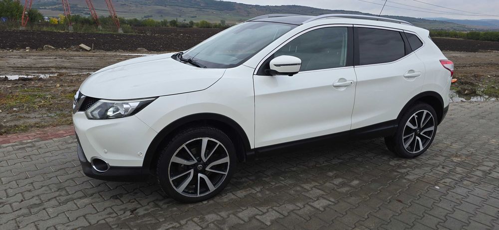 Nissan Qashqai TEKNA 1.5 DCI
