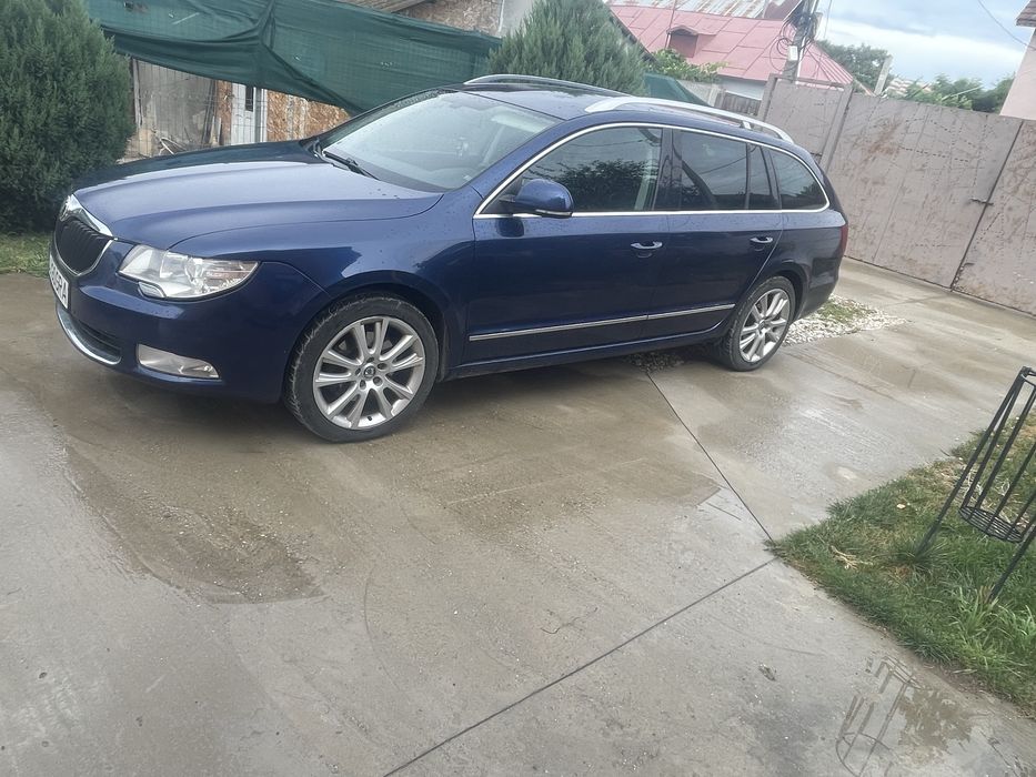 Skoda Superb 2011