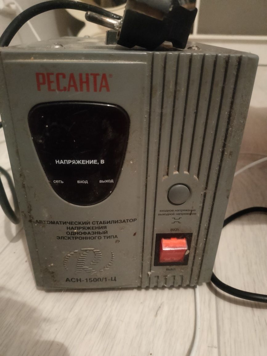 стабилизатор Ресанта в рабочем состоянии