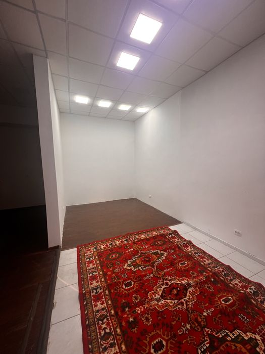 Doʻkon uchun joy yoki ofis arendaga beriladi.