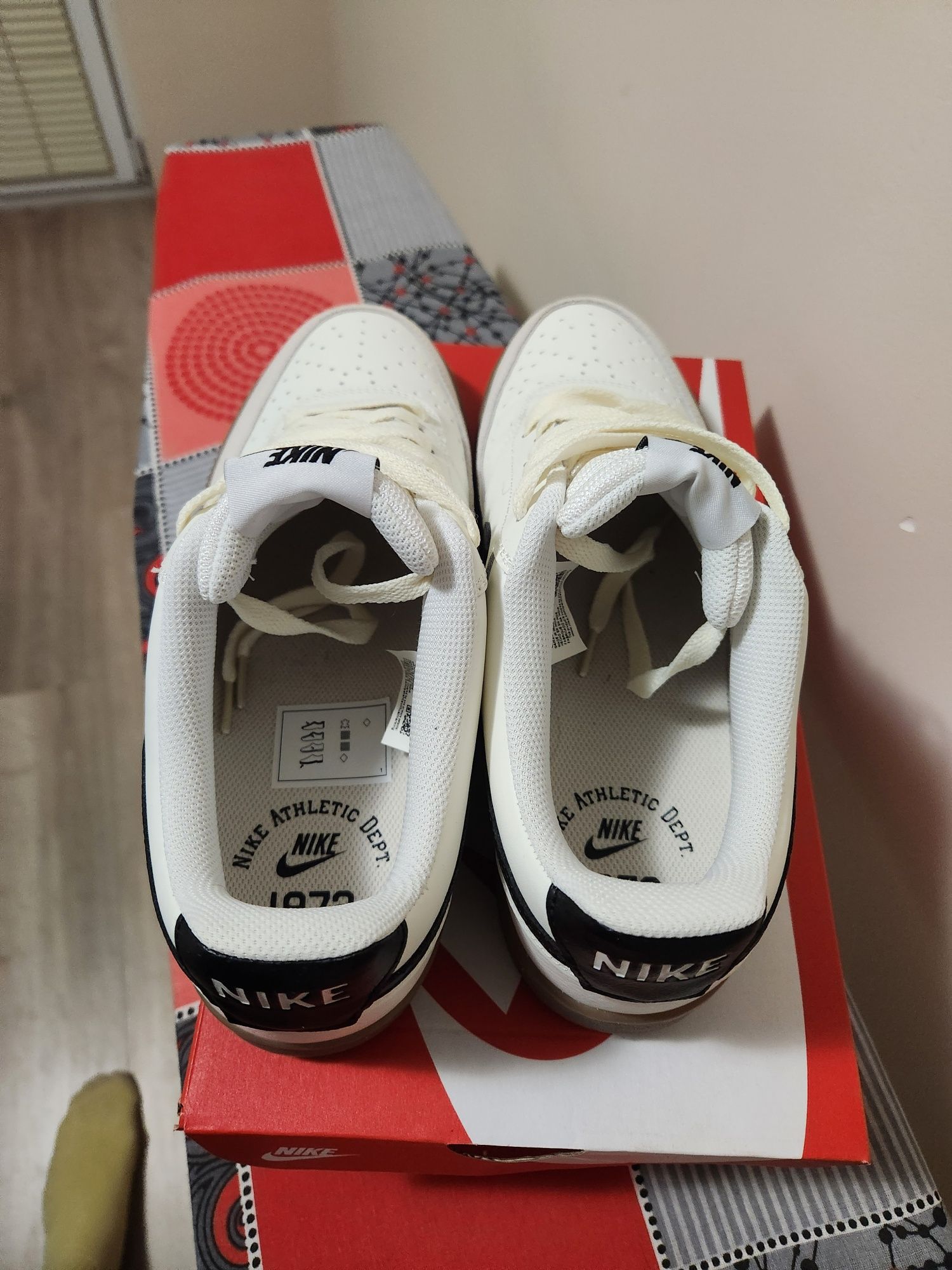 Оригинални маратонки Nike 45